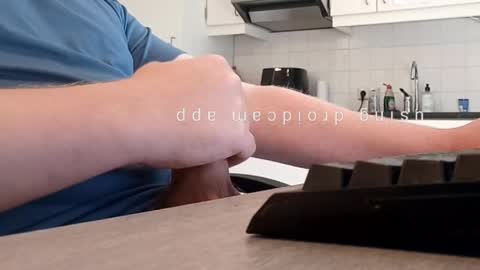 nick_x_b online show from April 21, 2026, 2:12 pm