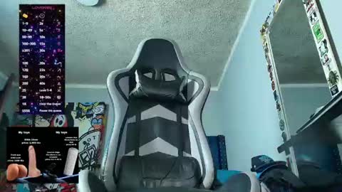 Nickhot0609 online show from June 26, 2026, 11:25 am