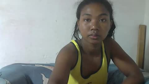 nickiqqyuu online show from May 21, 2026, 1:34 am