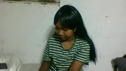 nickiqqyuu online show from July 7, 2026, 12:46 am