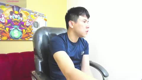 Nickk Wolff online show from November 4, 2025, 8:35 am