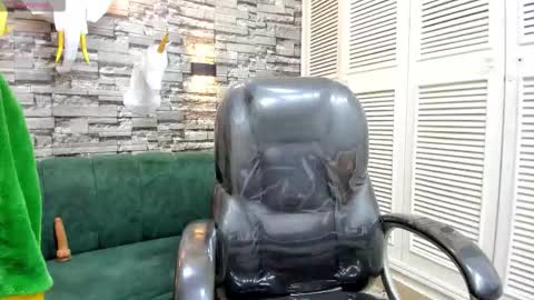 Nickk Wolff online show from November 23, 2025, 3:39 am