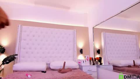 nickky online show from November 13, 2025, 1:10 pm