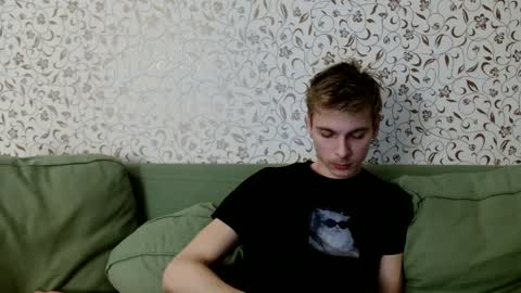 Snapshot of nicksuper8 chatting on December 4, 2024, 5:38 am Nick online show from December 4, 2024, 5:38 am