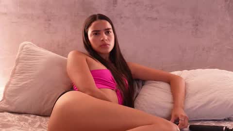 nicky and blake online show from December 21, 2025, 2:57 pm