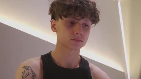 Snapshot of nicky_neal chatting on October 13, 2025, 11:38 pm Nicky Neal online show from October 13, 2025, 11:38 pm