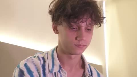 Snapshot of nicky_neal chatting on October 24, 2025, 2:52 am Nicky Neal online show from October 24, 2025, 2:52 am