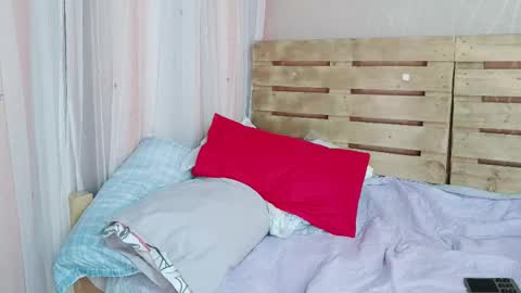 nicky_oli online show from February 15, 2025, 3:06 pm