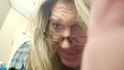 Snapshot of nickyjackson1 chatting on January 19, 2025, 10:06 am Nicky online show from January 19, 2025, 10:06 am