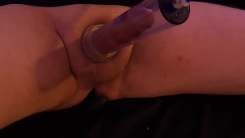 nicle12 online show from October 24, 2025, 7:10 pm