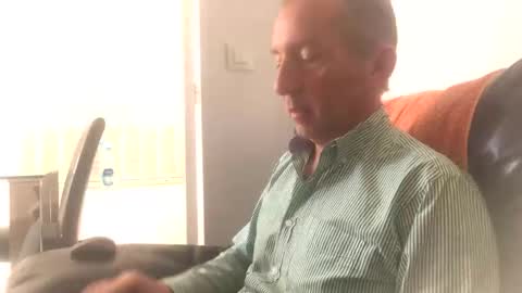 Nico online show from October 13, 2025, 12:27 pm