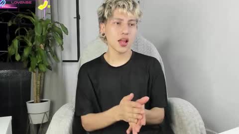 Snapshot of nico_nico_xd chatting on November 4, 2025, 1:16 am Nico online show from November 4, 2025, 1:16 am