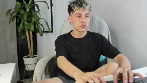 Snapshot of nico_nico_xd chatting on November 15, 2025, 5:27 am Nico online show from November 15, 2025, 5:27 am