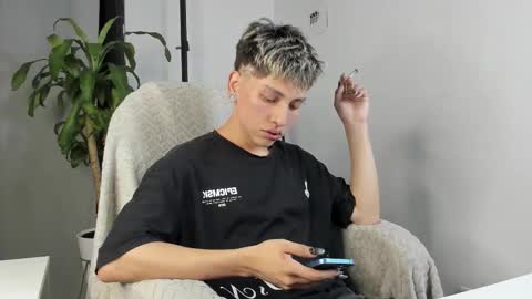 Snapshot of nico_nico_xd chatting on November 16, 2025, 6:52 am Nico online show from November 16, 2025, 6:52 am