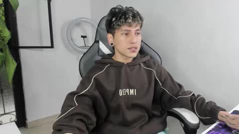 Snapshot of nico_nico_xd chatting on January 6, 2026, 9:39 pm Nico online show from January 6, 2026, 9:39 pm