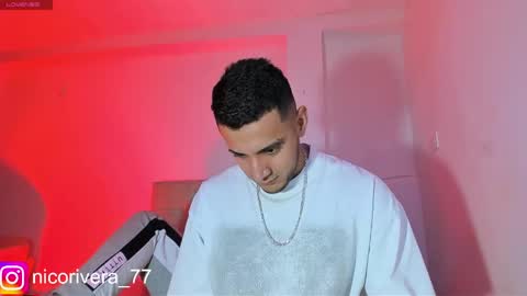 Nicolas online show from October 7, 2025, 2:42 am