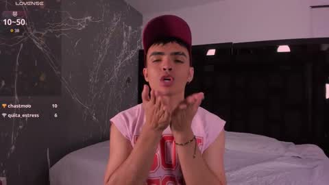 Nico King online show from November 22, 2025, 5:39 am