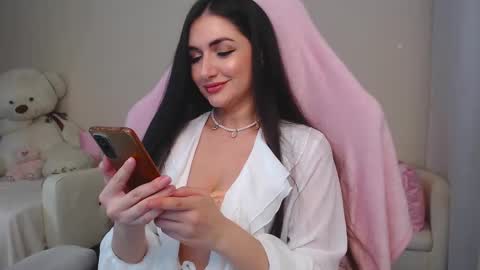 Snapshot of nicol_angel888 chatting on February 13, 2025, 2:31 pm Nicole Online at about after 1000 6 UK time or 900 - 500 UK time it approximate time interval online show from February 13, 2025, 2:31 pm