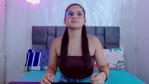 Snapshot of nicol_sweet0 chatting on September 29, 2025, 7:30 pm nicol online show from September 29, 2025, 7:30 pm