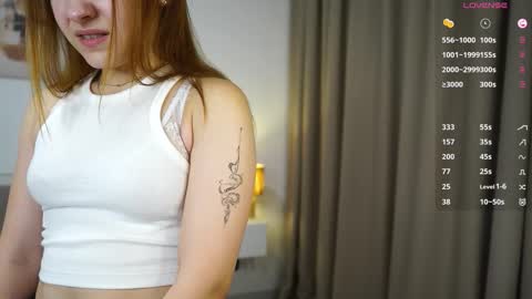 Snapshot of nicolagillispie chatting on September 16, 2025, 6:42 pm Lana online show from September 16, 2025, 6:42 pm