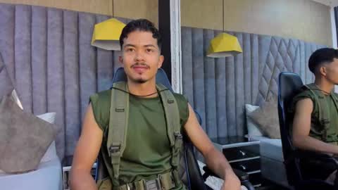 Nicolai online show from November 30, 2025, 11:47 am