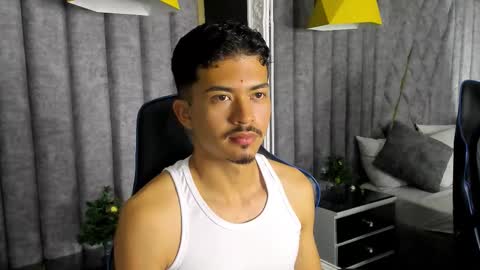 Nicolai online show from December 18, 2025, 12:44 pm