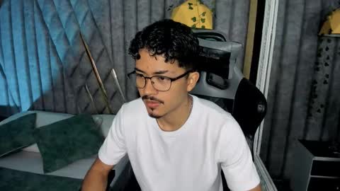 Nicolai online show from March 22, 2026, 2:09 pm