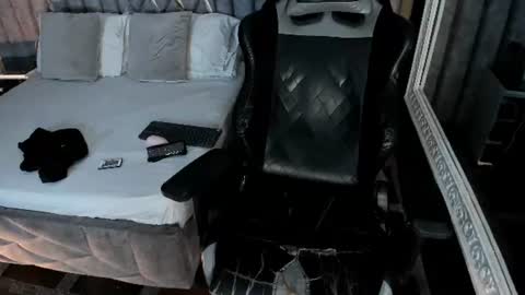Snapshot of nicolaikarav chatting on July 6, 2026, 3:03 pm Nicolai online show from July 6, 2026, 3:03 pm