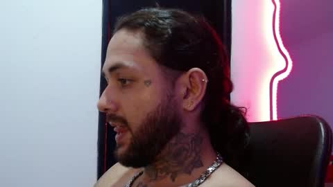 nicolas online show from December 10, 2024, 6:22 am