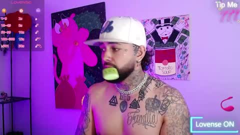 Snapshot of nicolas_torres99 chatting on May 15, 2026, 4:30 am nicolas online show from May 15, 2026, 4:30 am