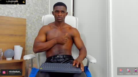 Nicolas online show from December 7, 2024, 4:58 pm