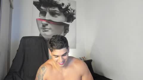 Snapshot of nicolasmuscle chatting on February 5, 2025, 3:34 am Andres online show from February 5, 2025, 3:34 am
