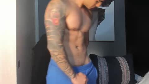 Snapshot of nicolasmuscle chatting on September 25, 2025, 3:49 pm Andres online show from September 25, 2025, 3:49 pm
