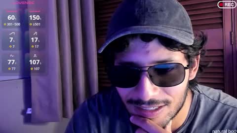 nicolasrodrii online show from October 23, 2025, 11:03 pm