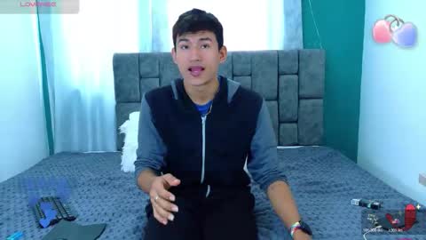 nicolastorres__ online show from February 3, 2026, 8:47 pm