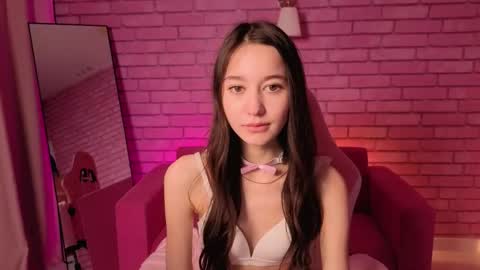 Nicole online show from May 15, 2026, 11:34 pm