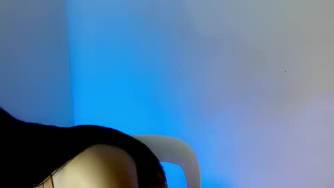 Snapshot of nicole_kiss01 chatting on February 25, 2026, 8:13 am nicole_kiss01 online show from February 25, 2026, 8:13 am