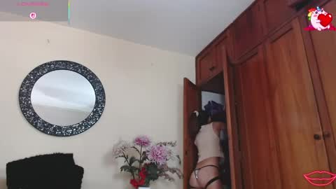 Nicole Santana online show from May 25, 2026, 9:54 pm