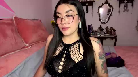 Snapshot of nicole_wc chatting on September 30, 2025, 4:39 am Nicole online show from September 30, 2025, 4:39 am