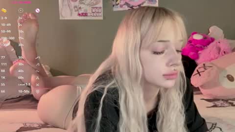 Snapshot of nicole_yo chatting on June 20, 2026, 10:34 pm Mary online show from June 20, 2026, 10:34 pm