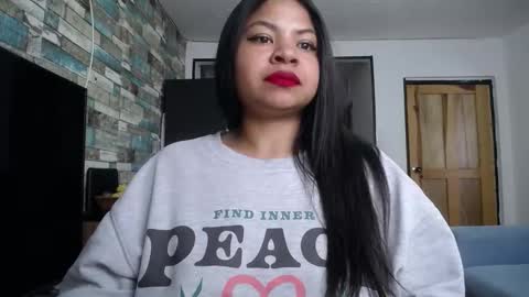 Nicole online show from October 31, 2025, 6:31 pm