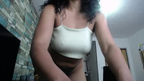 Nicole online show from April 8, 2026, 9:04 pm