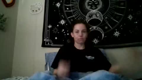 Nicole online show from February 7, 2026, 11:14 am