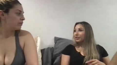 Snapshot of nicolelovesyou444 chatting on February 7, 2025, 2:40 am nicolelovesyou444 online show from February 7, 2025, 2:40 am