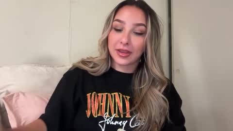 Snapshot of nicolelovesyou444 chatting on October 7, 2025, 11:40 am nicolelovesyou444 online show from October 7, 2025, 11:40 am