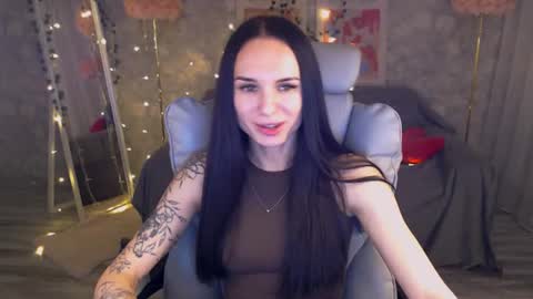 Nicole online show from June 27, 2026, 6:24 pm
