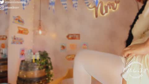 Andrea give it a thumbs up please its important  online show from October 4, 2025, 12:25 pm