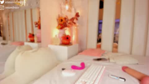 Andrea give it a thumbs up please its important  online show from October 27, 2025, 11:58 am