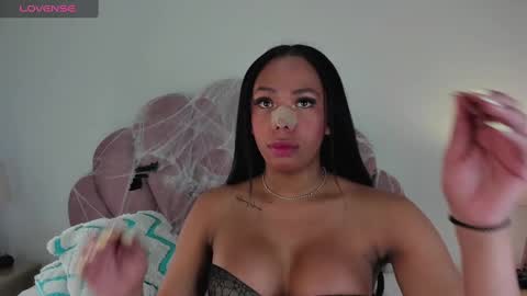 NICOLE online show from October 15, 2025, 11:54 am