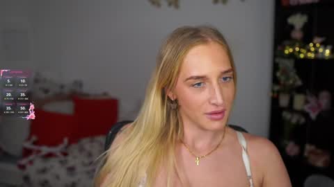 Snapshot of nicolette__shea_ chatting on January 3, 2025, 4:59 pm nicolette__shea_ online show from January 3, 2025, 4:59 pm